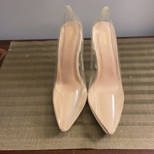 Pretty Little Thing Clear Pumps NWOB